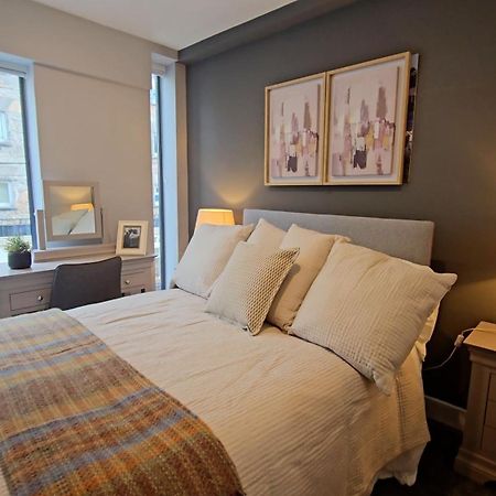 Madison House Aparthotel Γκάλγουεϊ Εξωτερικό φωτογραφία