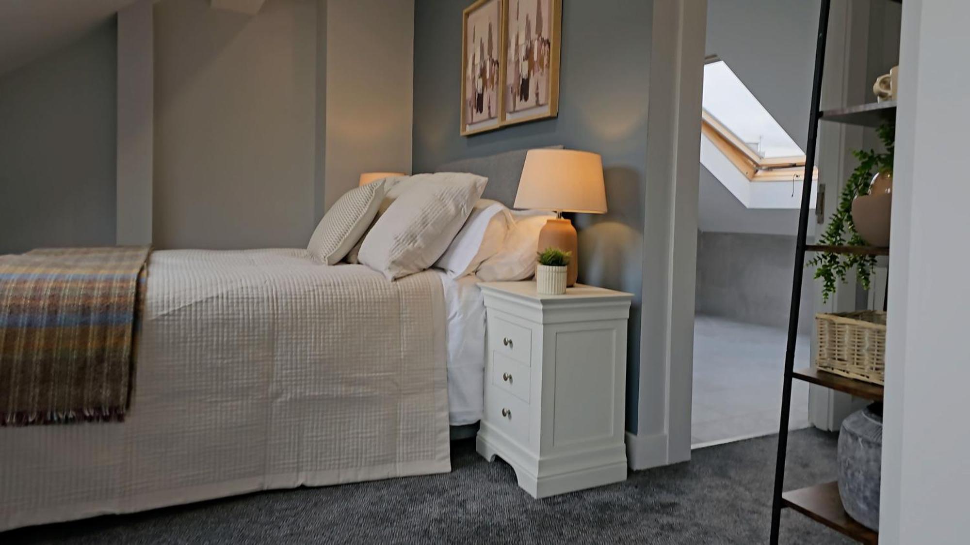 Madison House Aparthotel Γκάλγουεϊ Εξωτερικό φωτογραφία